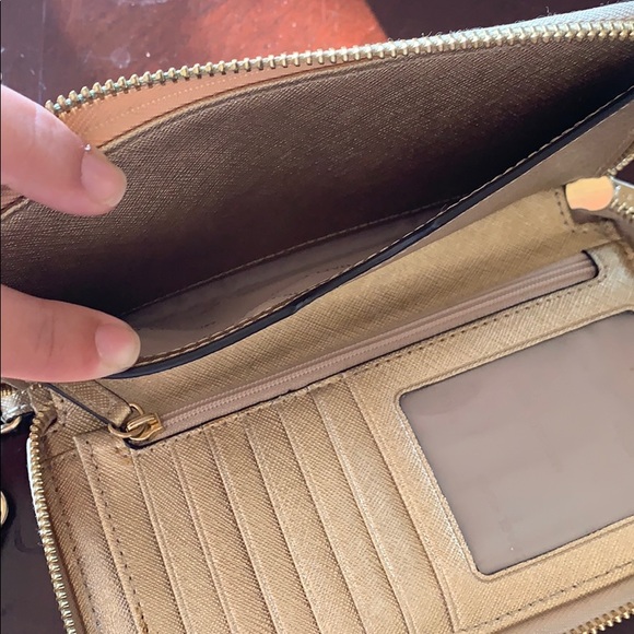 Michael Kors Gold Wristlet Wallet - Picture 4 of 8